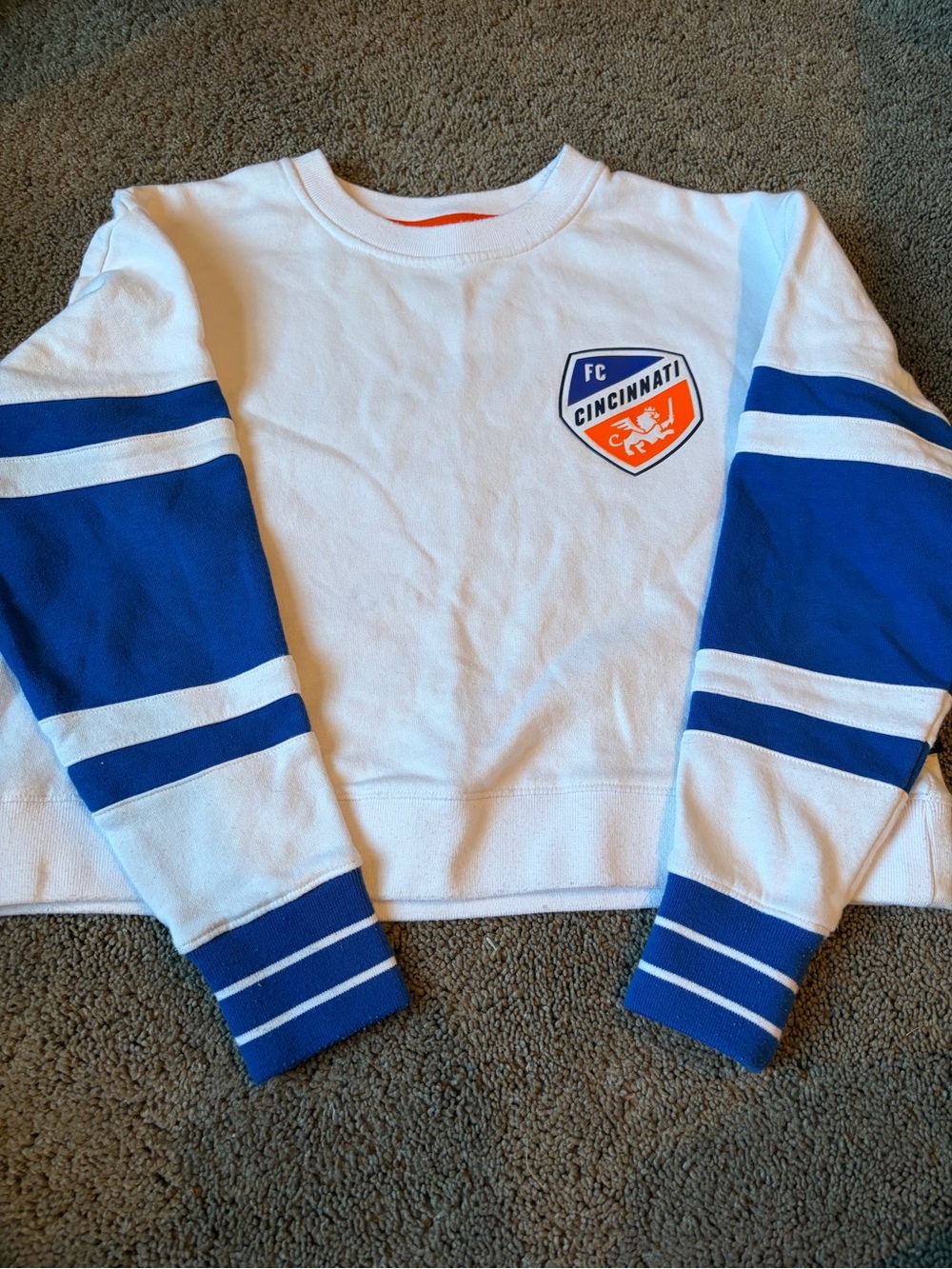 Stadium Athletics White, Blue & Orange FC Cincinnati Cropped Sweatshirt